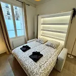 Charming Renovated Studio, Near Saint-lazare, Lägenhet