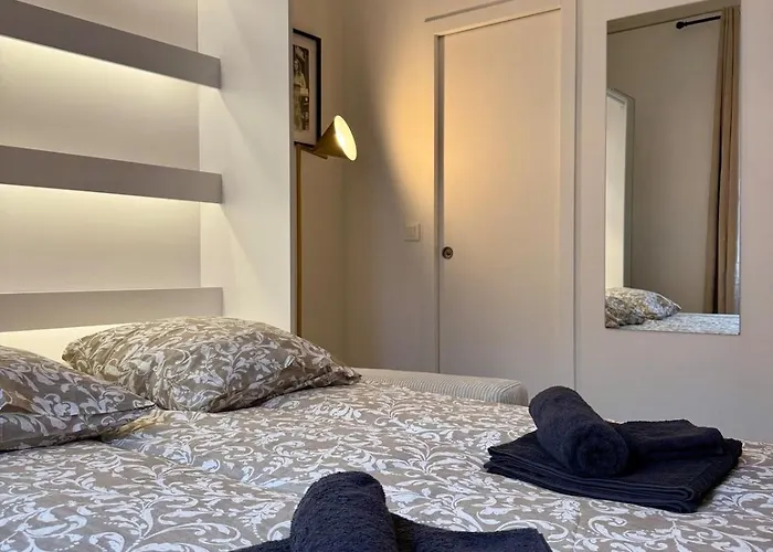 Daire Charming Renovated Studio, Near Saint-lazare, Paris